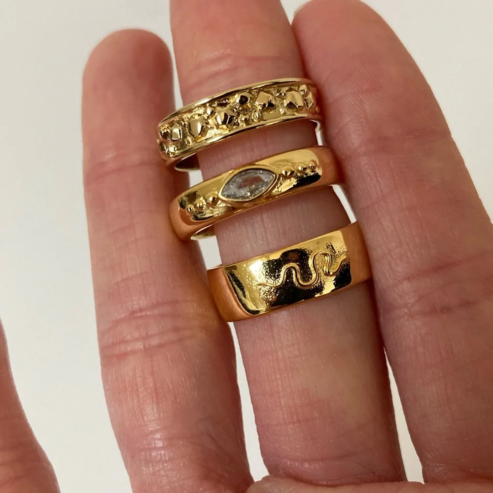 New Vanessa stackable layering ring set size 7